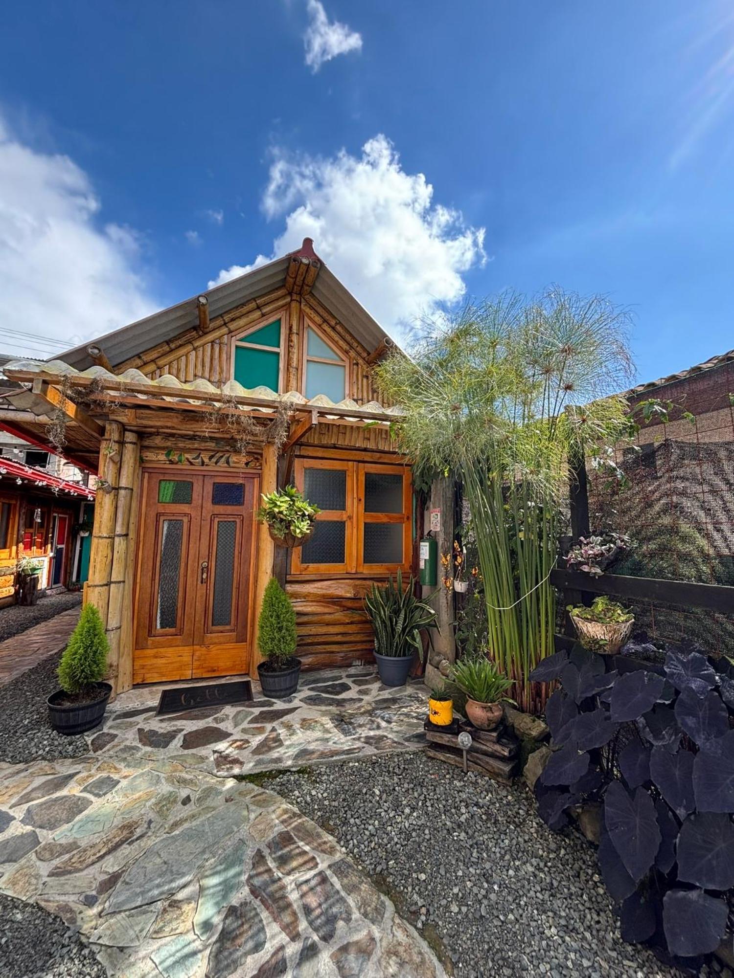 La Puesta Del Sol Hotell Filandia Exteriör bild