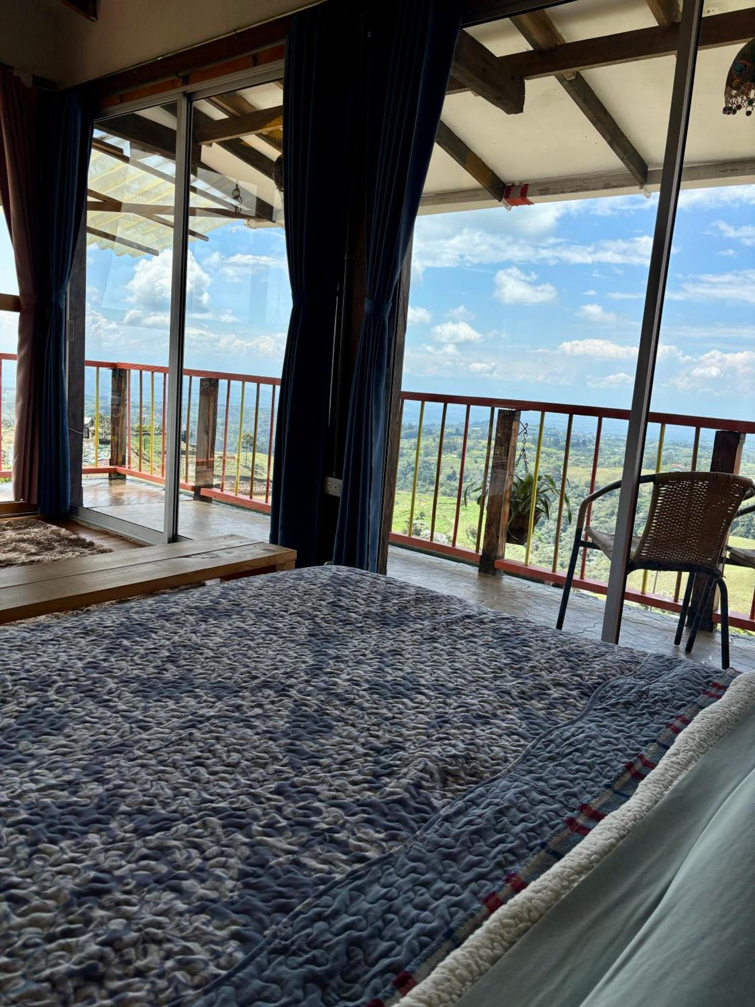 La Puesta Del Sol Hotell Filandia Exteriör bild
